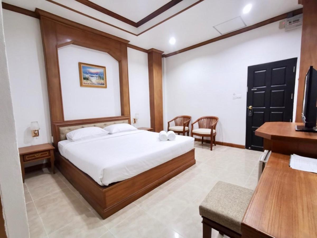 Chaleelay Hotel Cha-Am Ngoại thất bức ảnh